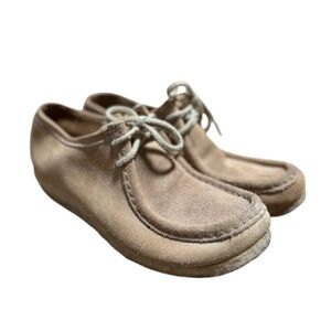 Tan Suede Lace-Up Shoes